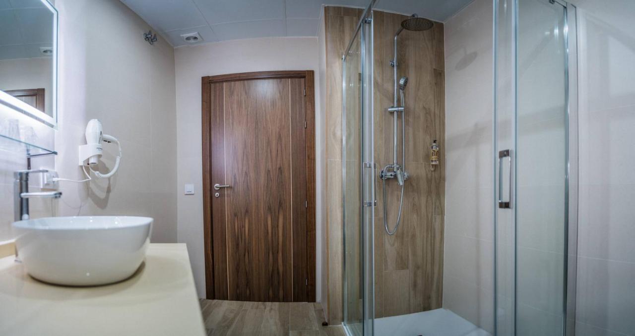 Hotel Rural La Teja Сегура-де-Леон Экстерьер фото